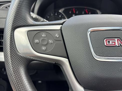 Used 2023 GMC Terrain SLE w/ Driver Convenience Package AWD/4WD image 21