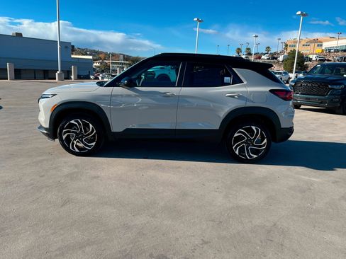 New 2026 Chevrolet TrailBlazer RS w/ Convenience Package image 2