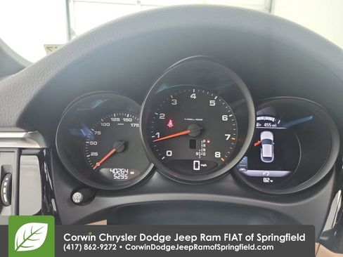 Used 2020 Porsche Macan AWD/4WD image 22