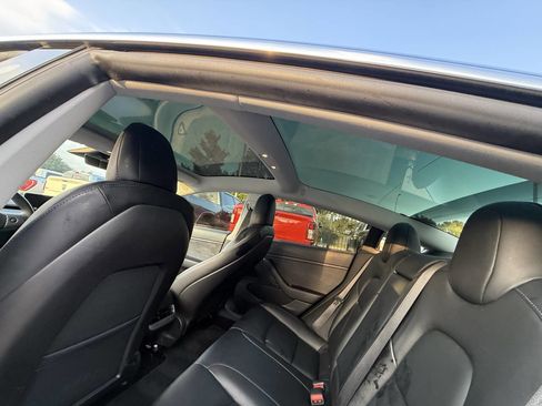 Used 2019 Tesla Model 3 Long Range AWD/4WD image 29