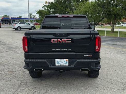 Used 2024 GMC Sierra 1500 AT4 w/ Technology Package AWD/4WD image 7