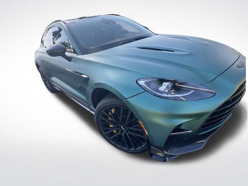 Used 2024 Aston Martin DBX 707 AWD/4WD image 2