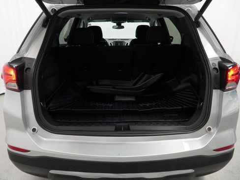 Used 2022 Chevrolet Equinox LT FWD image 40