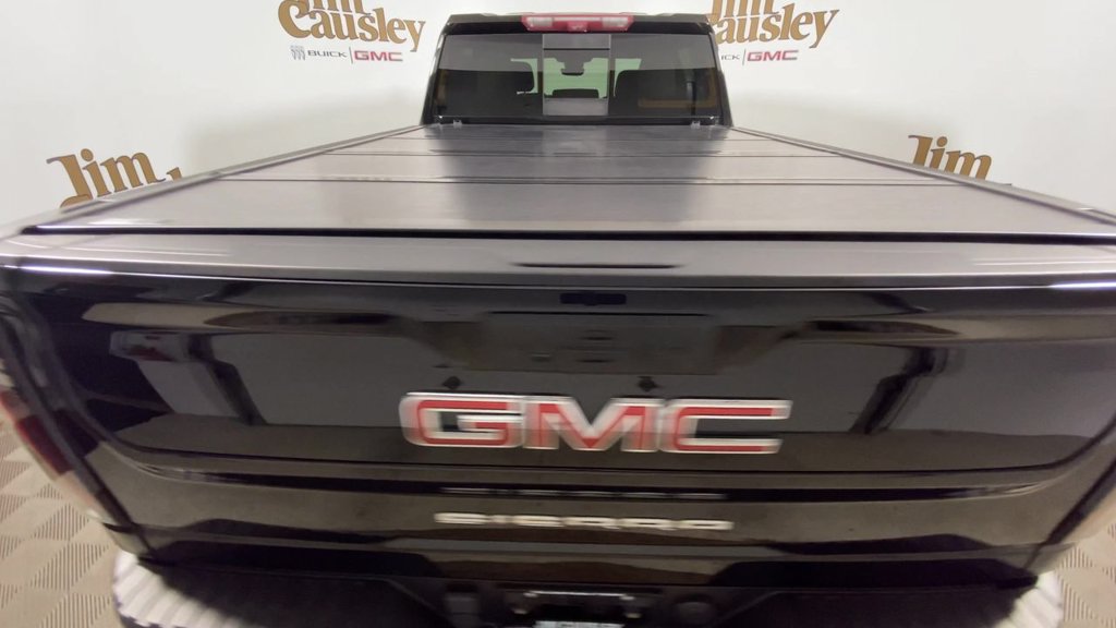 Used 2024 GMC Sierra 2500 AT4 w/ Technology Package AWD/4WD image 7