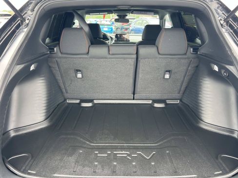 Certified 2025 Honda HR-V Sport image 21