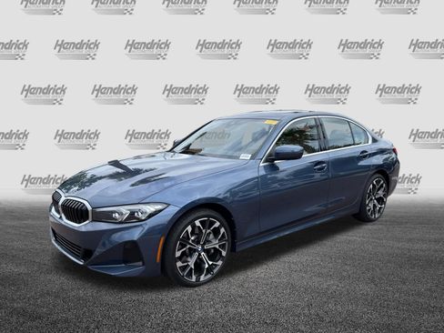 Certified 2025 BMW 330i Sedan RWD image 5