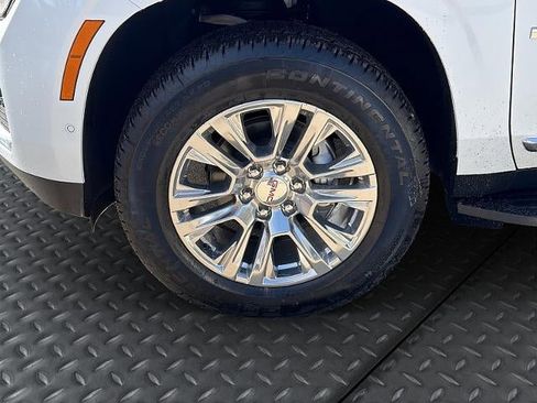 New 2026 GMC Yukon XL Denali w/ Advanced Technology Package image 10