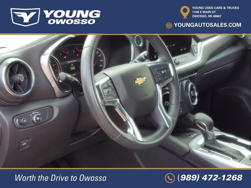 Used 2024 Chevrolet Blazer LT w/ Convenience Package FWD image 16