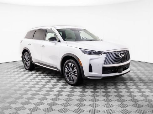 Certified 2026 INFINITI QX60 Luxe w/ Cargo Package AWD/4WD image 8