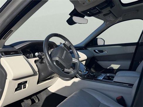 Used 2020 Land Rover Range Rover Velar S image 13