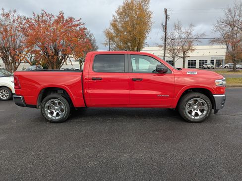 Used 2025 RAM 1500 Big Horn image 9