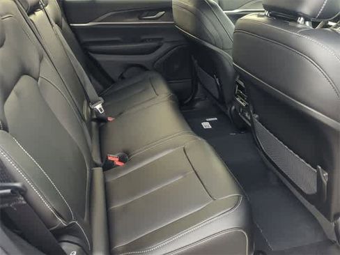 New 2025 Jeep Grand Cherokee Limited image 20