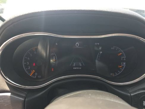 Used 2019 Jeep Grand Cherokee Summit w/ Platinum Series Group AWD/4WD image 19