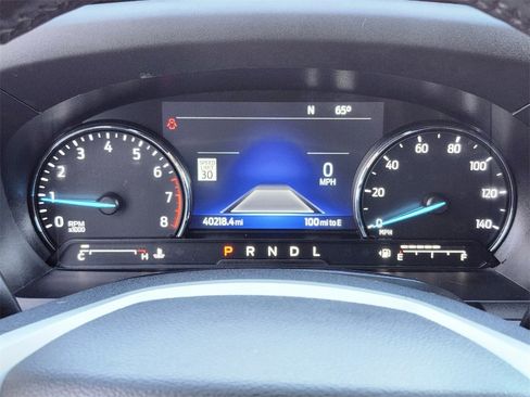 Used 2022 Ford Explorer XLT w/ Equipment Group 202A image 32