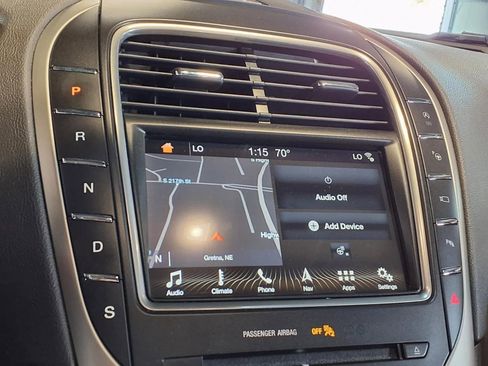 Used 2019 Lincoln Nautilus Reserve AWD/4WD image 21
