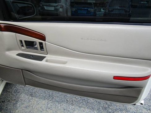 Used 1996 Cadillac Eldorado image 19