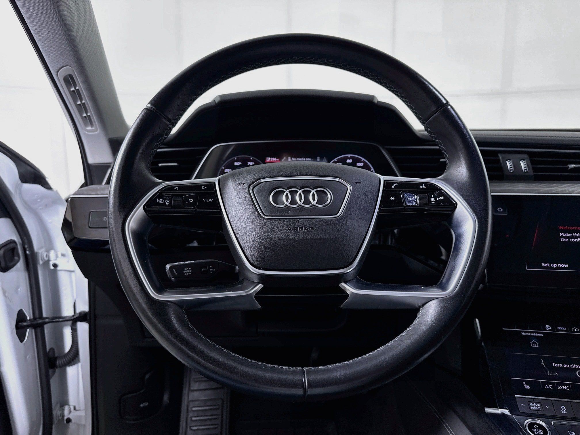 Used 2024 Audi Q8 e-tron Premium AWD/4WD image 16