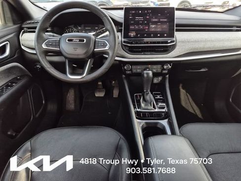 Used 2023 Jeep Compass Latitude AWD/4WD image 24