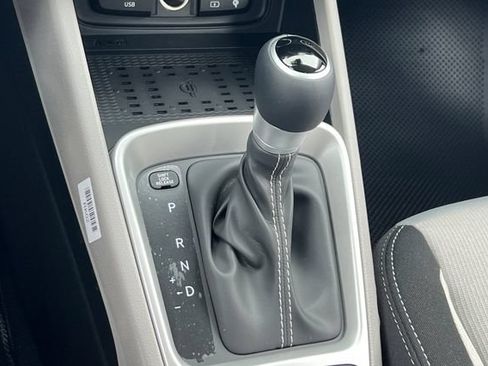 New 2026 Hyundai Venue SEL FWD image 20