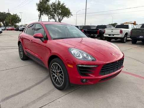 Used 2018 Porsche Macan S AWD/4WD image 2