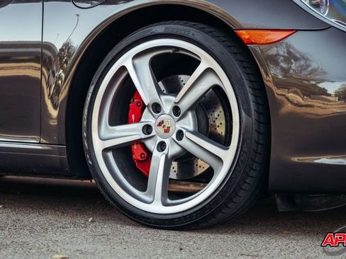 Used 2013 Porsche 911 Carrera S image 40