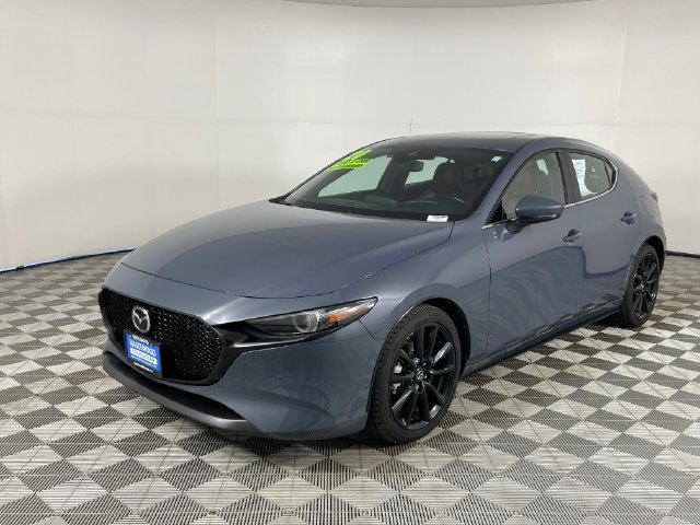 Used 2020 MAZDA MAZDA3 Hatchback w/ Premium Package FWD image 1