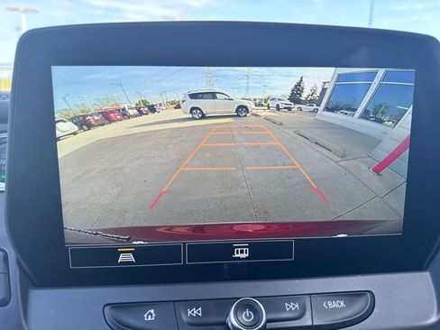 Used 2025 Chevrolet Blazer LT image 23