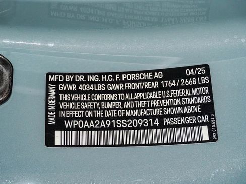 Certified 2025 Porsche 911 Carrera T RWD image 37