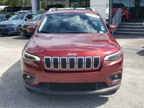 Certified 2019 Jeep Cherokee Latitude Plus image 2