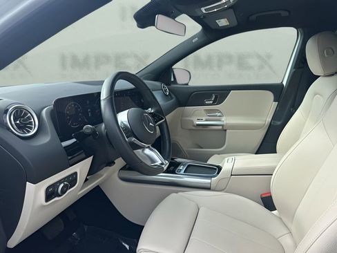 Used 2025 Mercedes-Benz GLA 250 image 9