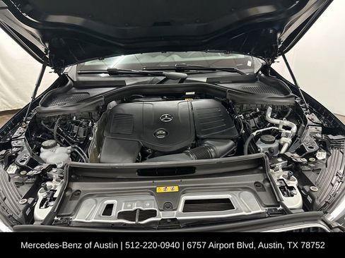 Certified 2025 Mercedes-Benz GLC 300 image 29