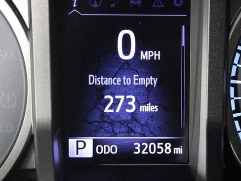 Used 2019 Toyota Tacoma TRD Sport image 31