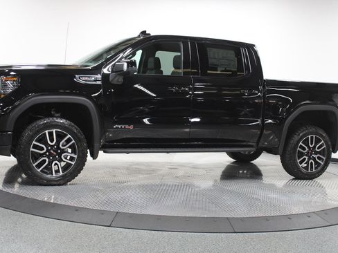 New 2026 GMC Sierra 1500 AT4 w/ AT4 Premium Package image 6