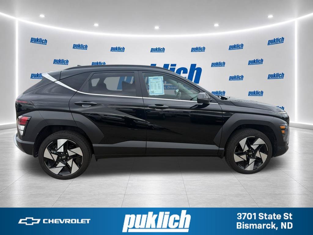 Used 2026 Hyundai Kona Limited AWD/4WD image 4