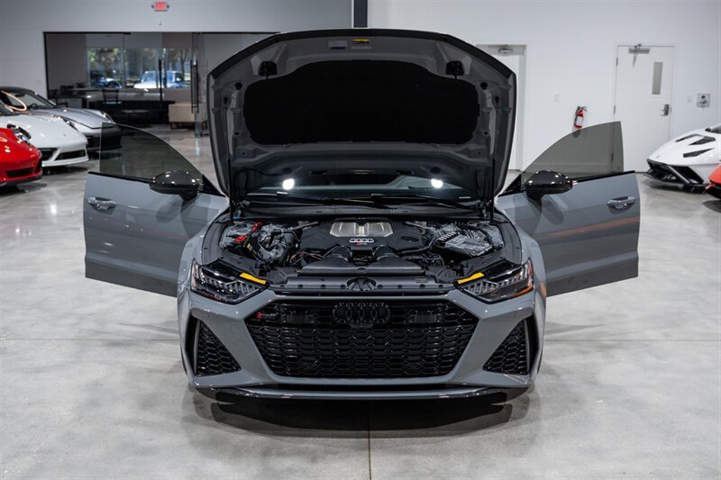 Used 2021 Audi RS 7 Sportback w/ Carbon Optic Package AWD/4WD image 43