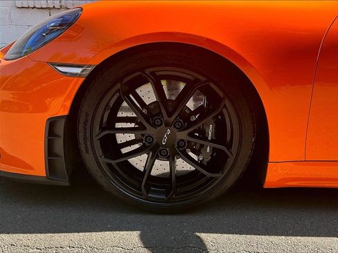 Certified 2021 Porsche 718 Cayman GT4 RWD image 14