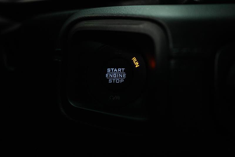 Used 2025 Jeep Wrangler Unlimited Sahara AWD/4WD image 16