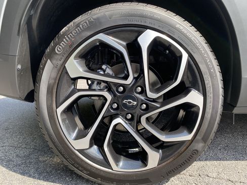 Used 2026 Chevrolet Trax RS FWD image 39