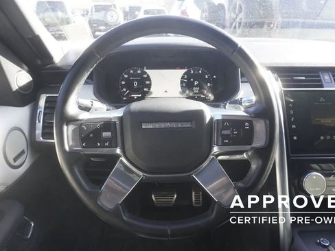 Used 2022 Land Rover Discovery S R-Dynamic image 10