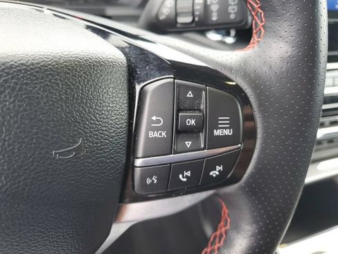 Used 2023 Ford Explorer ST-Line AWD/4WD image 13