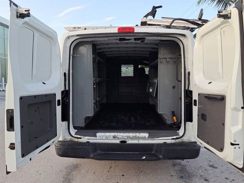 Used 2020 Nissan NV 1500 S image 7