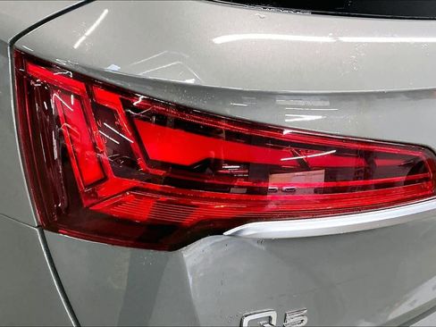 Used 2023 Audi Q5 2.0T Premium Plus w/ Premium Plus Package image 31