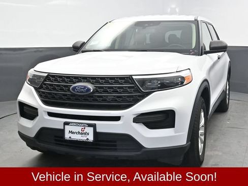Used 2021 Ford Explorer 4WD image 2