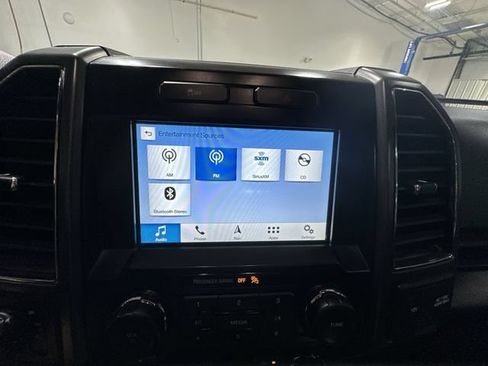 Used 2017 Ford F150 XLT w/ Equipment Group 302A Luxury AWD/4WD image 16