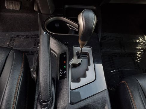 Used 2016 Toyota RAV4 SE image 11