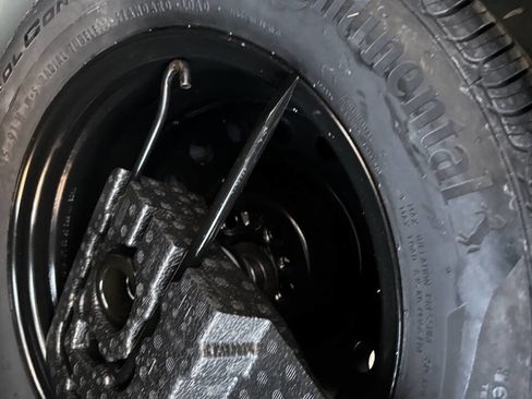 Used 2012 Toyota Corolla L image 27