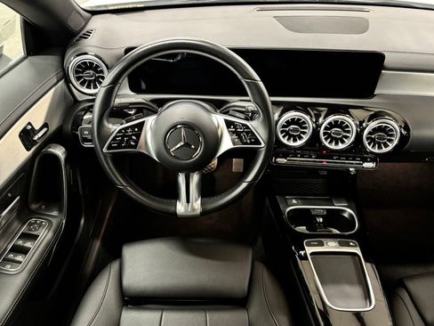 Used 2025 Mercedes-Benz CLA 250 image 12