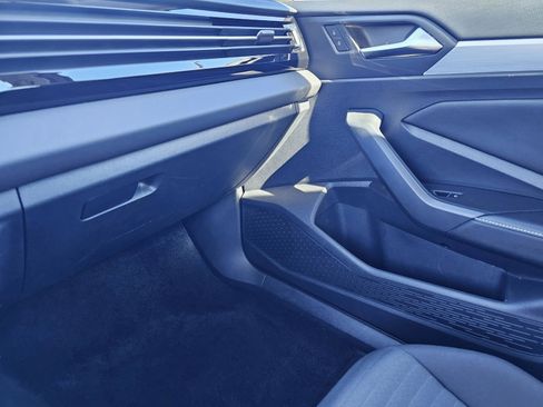 Used 2025 Volkswagen Jetta S image 23