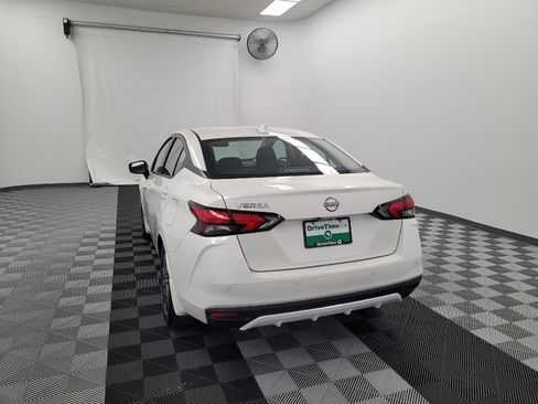 Used 2025 Nissan Versa SV w/ Trunk Package FWD image 6