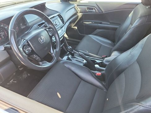 Used 2017 Honda Accord Sport image 3